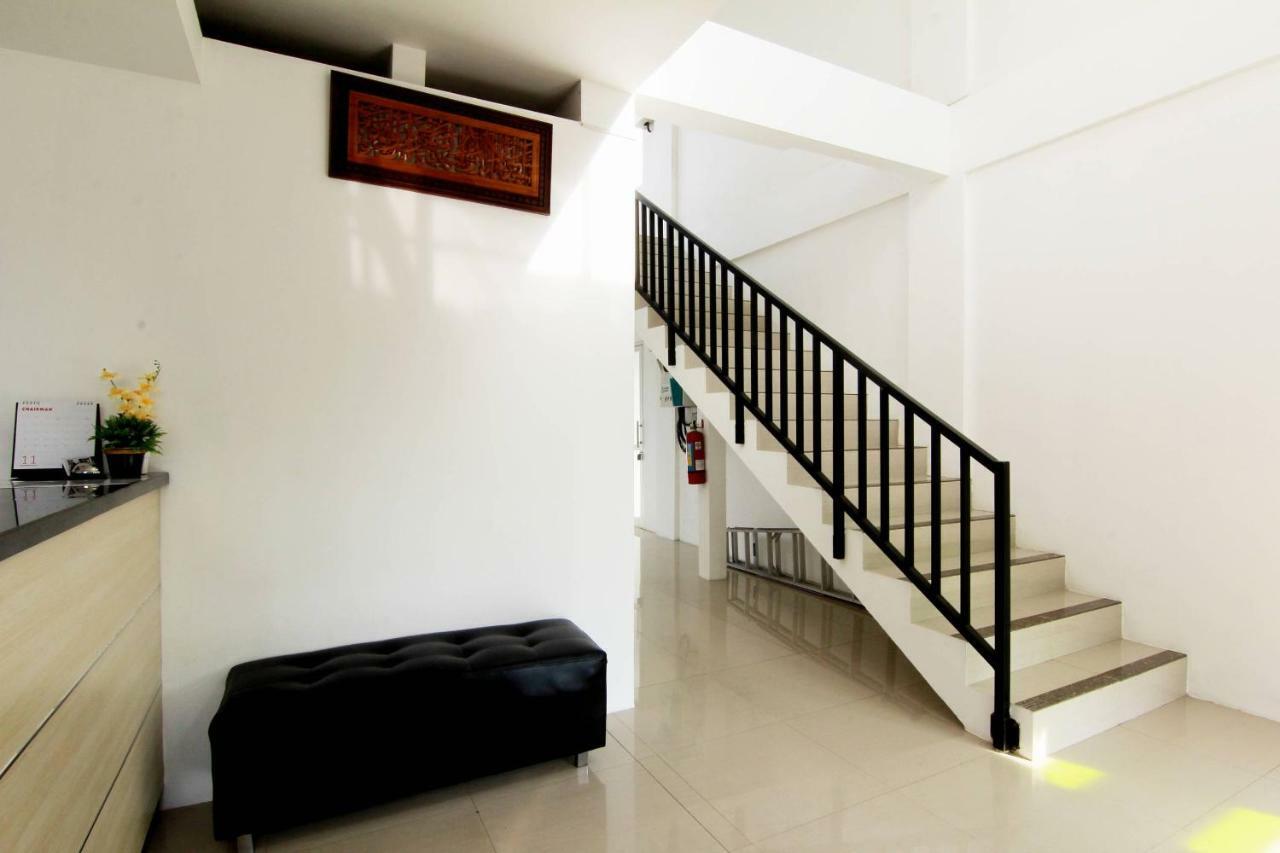 Alzara Hotel Syariah Wonosari Exterior foto